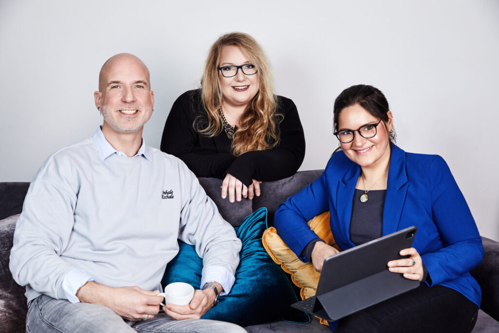 L'équipe de l'EUTB Schaumburg : de g. à d. : Dr. Maik Behrendt, Sabrina Grimpe, Sunita Schwarz